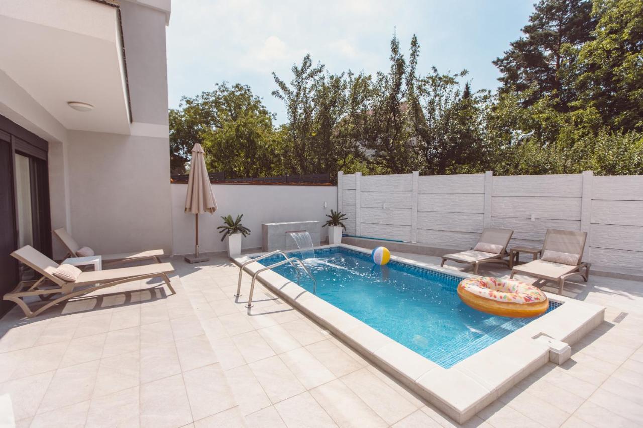 Mi Casa 2 Villa Vrdnik Bagian luar foto